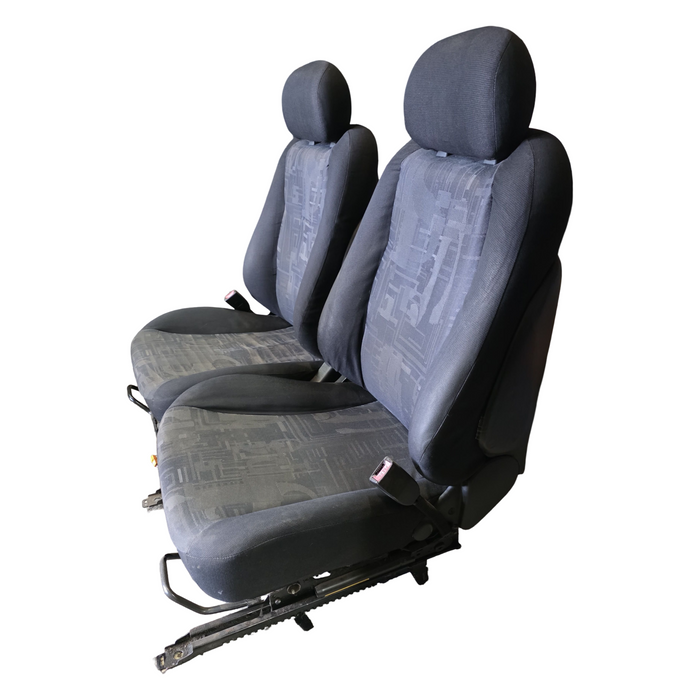 VX S-PAC COMMODORE - Front Seat (PAIR)