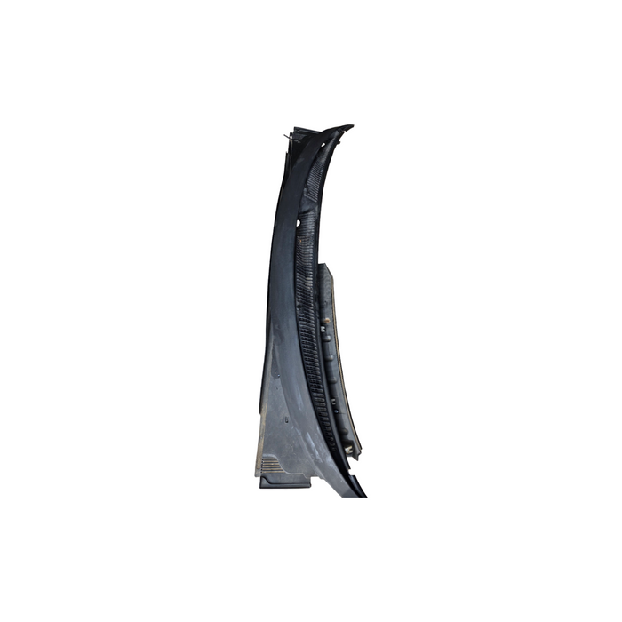 A205 - VZ ADVENTRA WAGON - Wiper Cowl