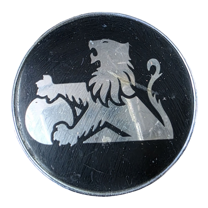 PIC016 - VP,VR - Holden Commodore - Lion Long Tail Bonnet Badge