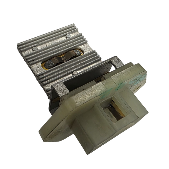 A092 - VR - Holden Commodore - Heater Fan Resistor