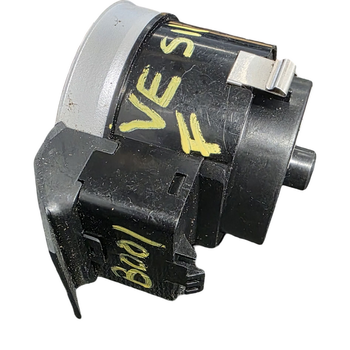 B001 - VE - Holden Commodore - Headlight Switch- Black