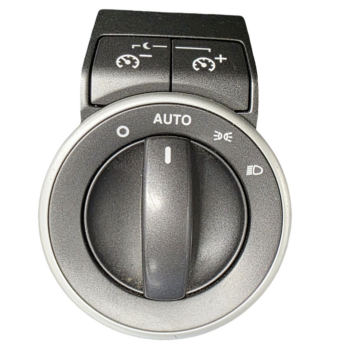 A030 - VE - Holden Commodore - Headlight Switch- Grey