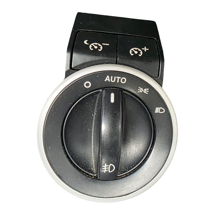 Comw15 - VE - Holden Commodore - Headlight Switch- Black