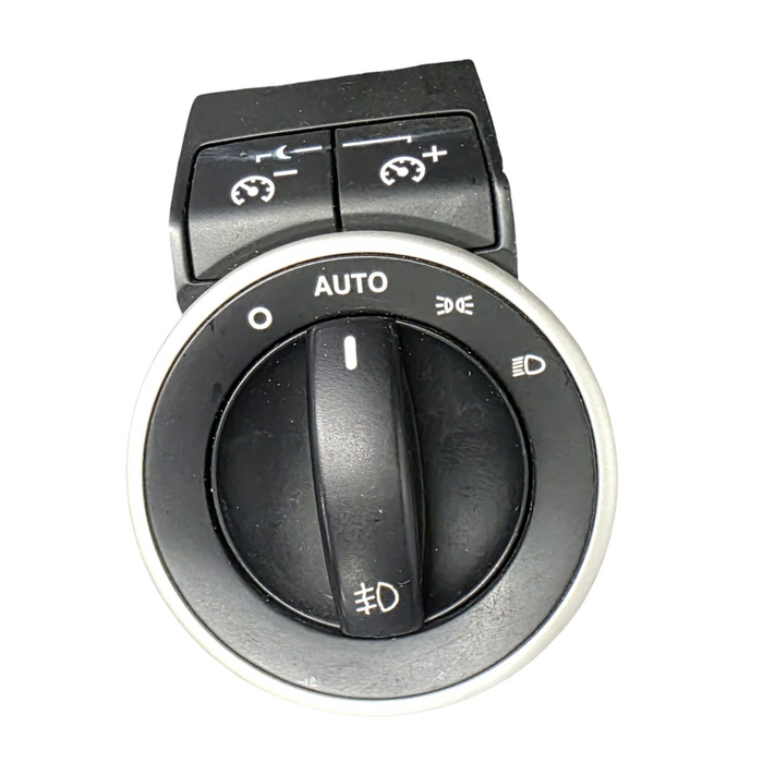 Comw29 - VE Holden Commodore - Headlight Switch (BLACK)