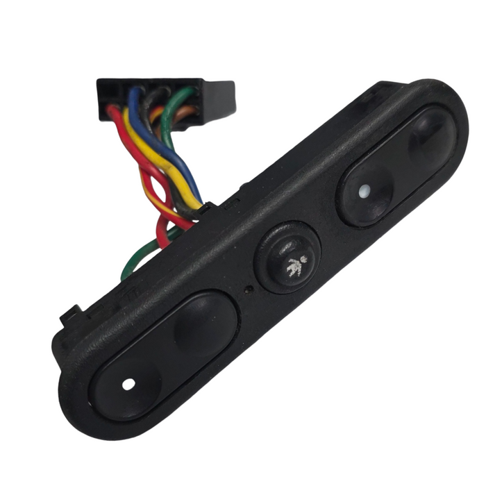 Comw31 - VS Holden Commodore - PWR Window Switch (DRIVER'S)