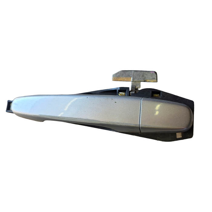 A264 - VE HOLDEN CALAIS - External Door Handle (PASSENGER'S FRONT)