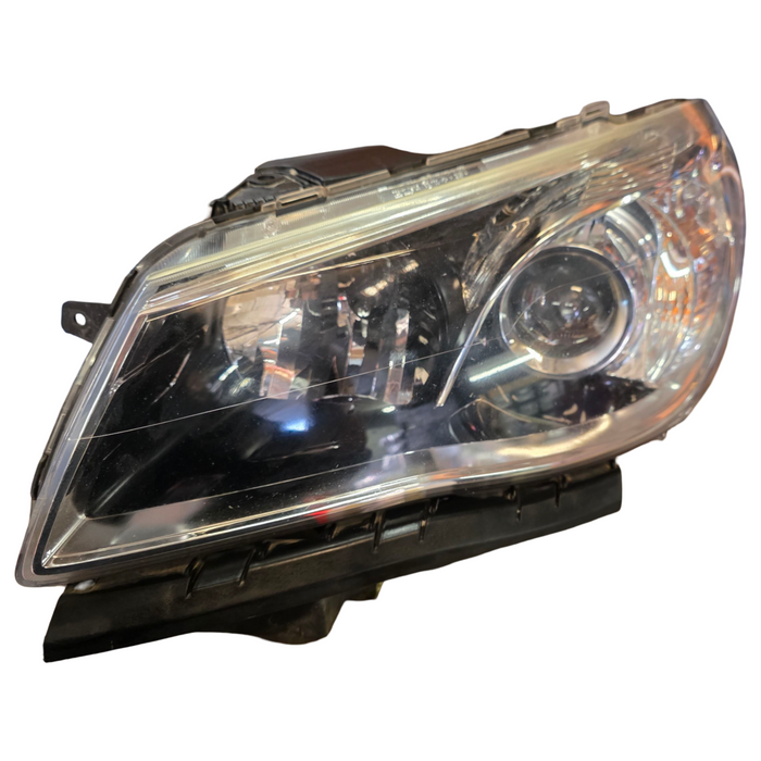 DA002 - VF Holden Commodore Series I, II - Headlight (Passenger Side)