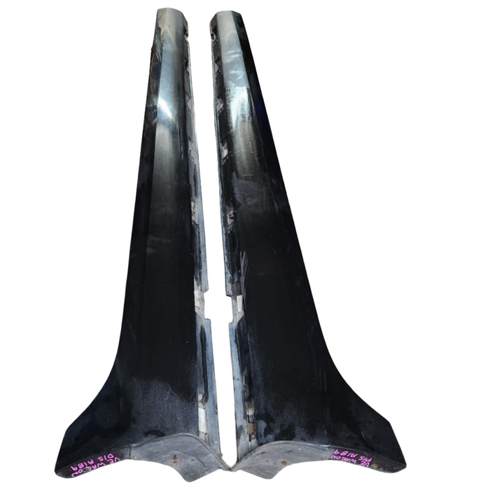 A189 - VE Equipe Holden Commodore Wagon - Sideskirt (Pair) Phantom Black