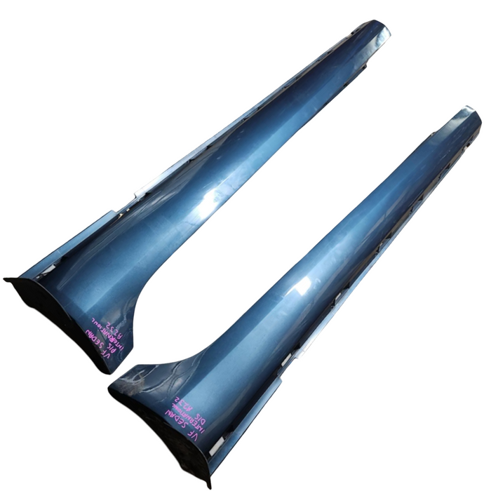 A232 - VF Holden Commodore Sedan - Sideskirt (PAIR) Karma Blue