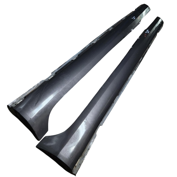 A029 - VE Holden Calais Sedan - Sideskirts (pair) Evoke Mica Metallic
