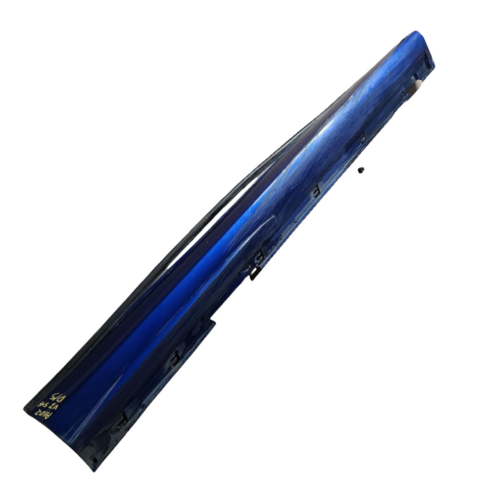A102 VZ SV6 Holden Commodore Sedan - Sideskirt Drivers Side Impulse Blue