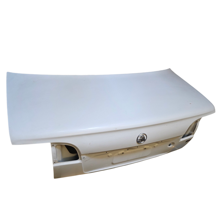 A166 - VS Holden Commodore Sedan - Bootlid White