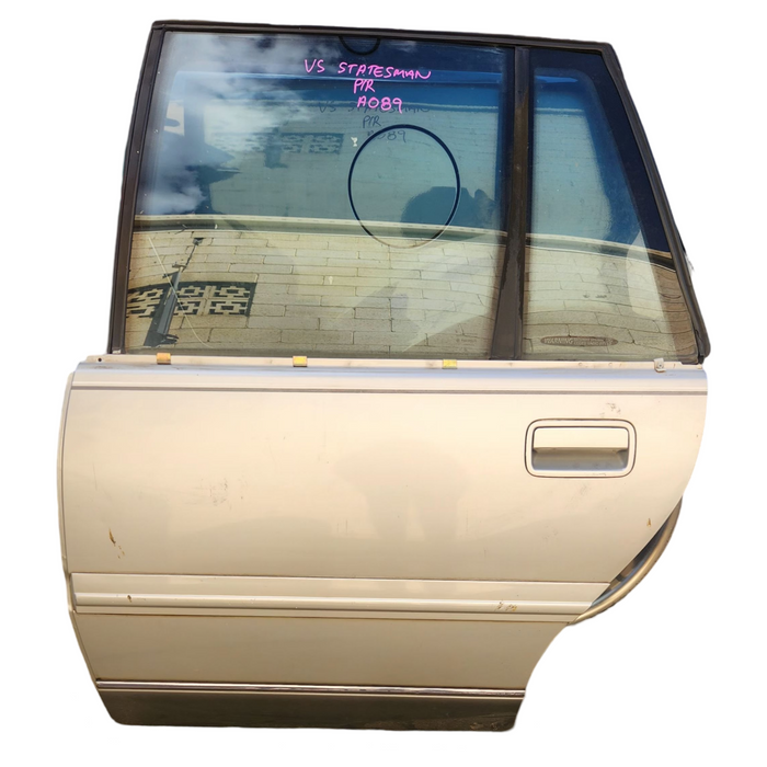 A089 - VS HOLDEN STATESMAN - DOOR PASSENGER REAR DOOR - PAINT CODE SILVER ICE MKII METALLIC #H069
