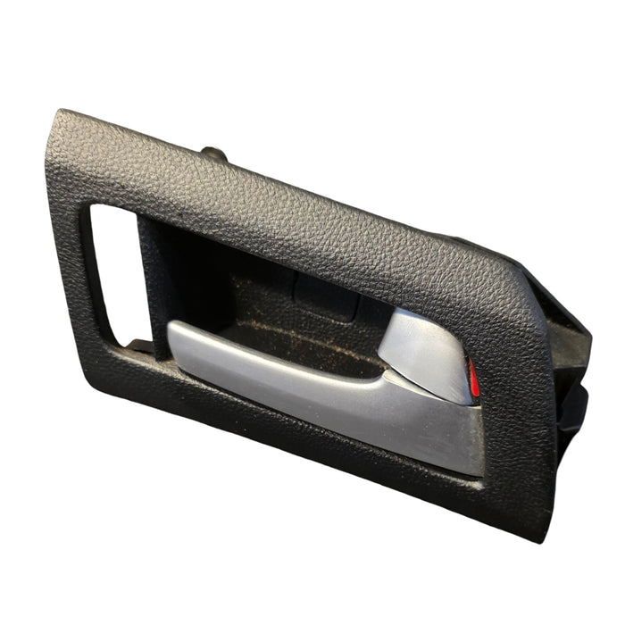 A246 - VE SERIES I HOLDEN CALAIS V - Internal Door Handle - Passenger's Rear