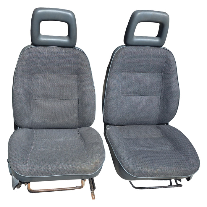 P1234 - VP HOLDEN COMMODORE - FRONT SEATS - PAIR