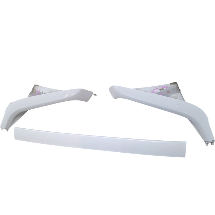 A220 - VE Holden Commodore Utility - Sailplane Heron White