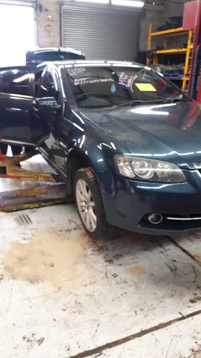 A027 - VE COMMODORE HOLDEN SEDAN - DOOR PASSENGER REAR Paint Code #610R