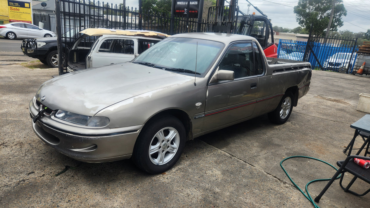 A188 - VS HOLDEN COMMODORE - Front Guard Passenger Side - TUNGSTON PEARL #H114