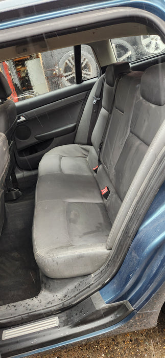 a239 - VE INTERNATIONAL WAGON - REAR LEATHER SEATS GREY