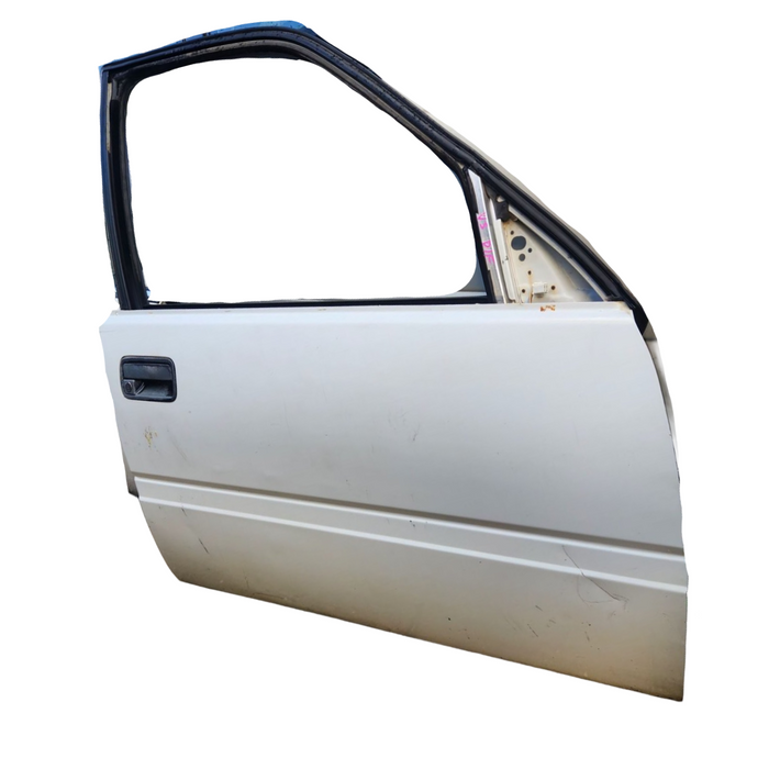 VS - HOLDEN COMMODORE - DRIVERS FRONT DOOR - PAINT CODE WHITE