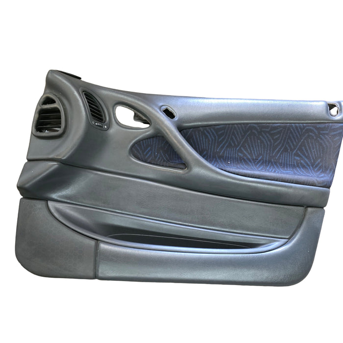 PH016 - VY HOLDEN COMMODORE SS - FRONT DOORCARD DRIVERS FRONT