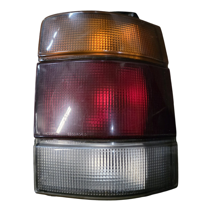 PH026 - VS HOLDEN COMMODORE - DRIVER'S SIDE - UTILITY TAILLIGHT