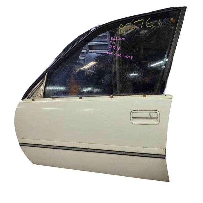 A276 - VS HOLDEN COMMODORE SEDAN - Door (PASSENGER'S FRONT) ALASKAN WHITE #J064