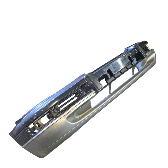 A271 - VS HOLDEN STATESMAN SII - Front Bar - RAVEN PEARL #B171