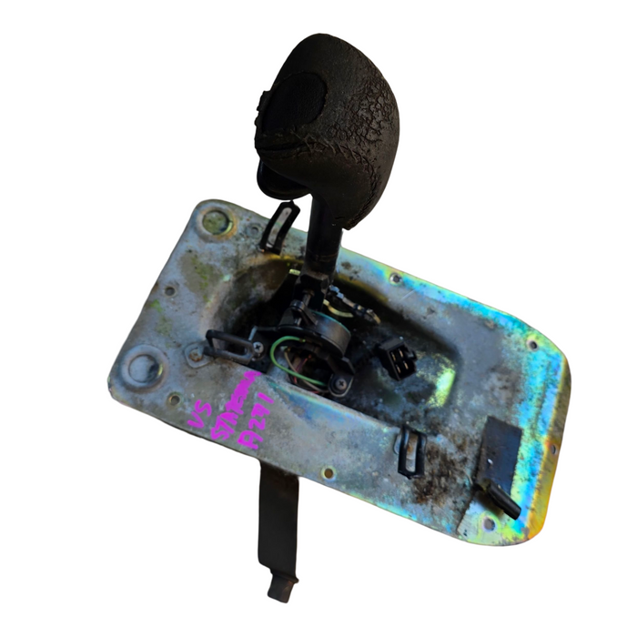 A271 - VS HOLDEN STATESMAN SII - Gear Shifter (AUTO V8)