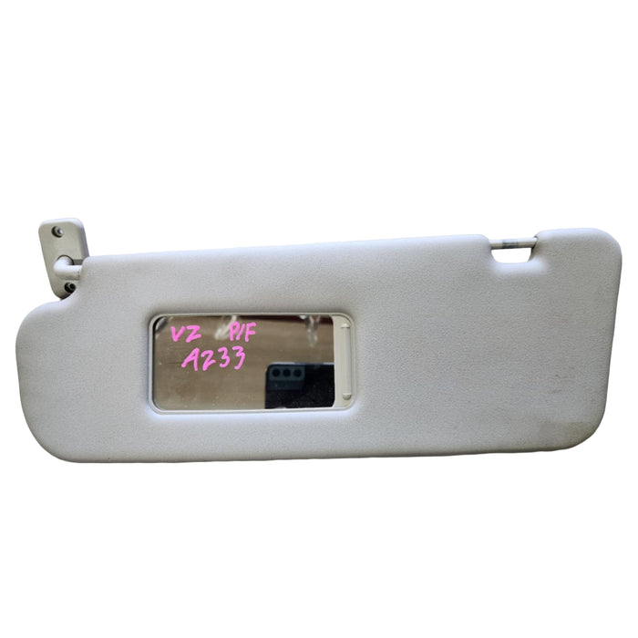 A233 - VZ HOLDEN COMMODORE WAGON - Sunvisor (PASSENGER'S)