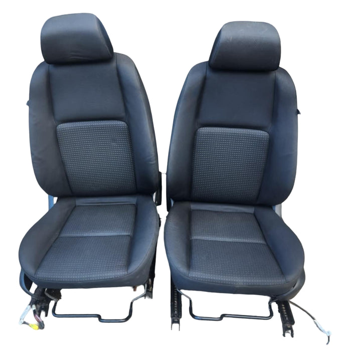 A237 - VE HOLDEN COMMODORE SV6 - Seats FRONT PAIR Black / Grey Cloth