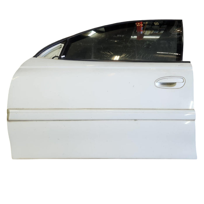 A233 - VZ HOLDEN COMMODORE - Door (PASSENGER'S FRONT) - HERON WHITE #679F
