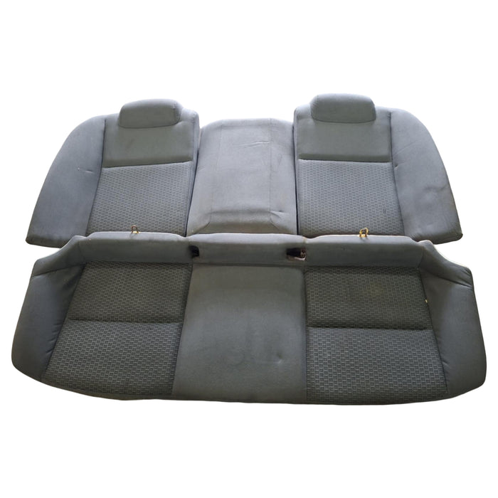 A242 - VE HOLDEN COMMODORE SEDAN - Rear Seat