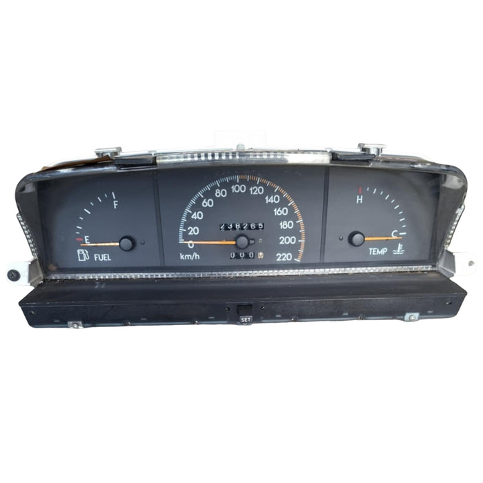 A262 - VP Holden Commodore Sedan - Cluster (Level 1 , AUTO V6) 238,XXXkms