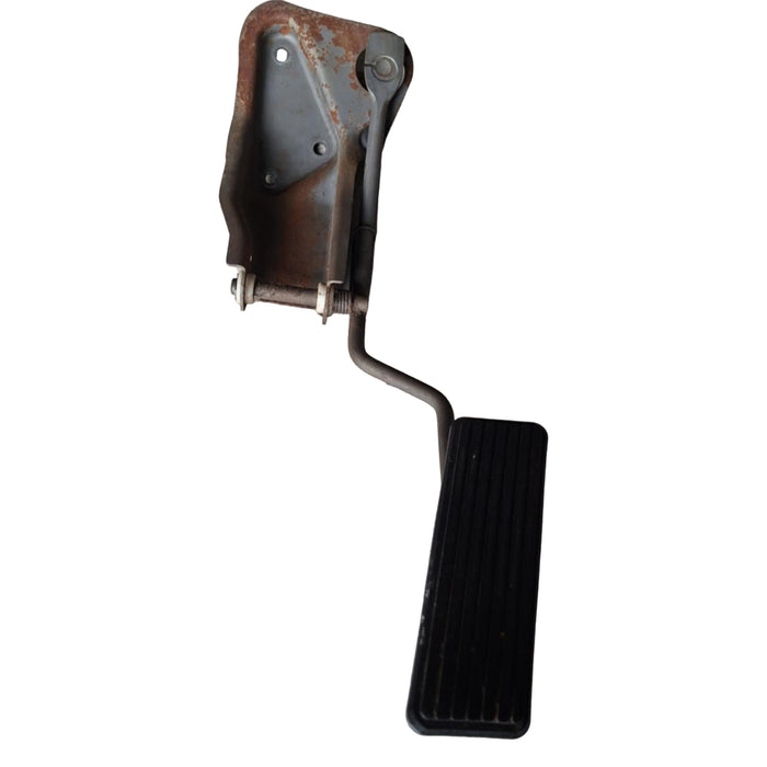 A276 - VS HOLDEN COMMODORE SEDAN - Accelerator Pedal (V6-AUTO)