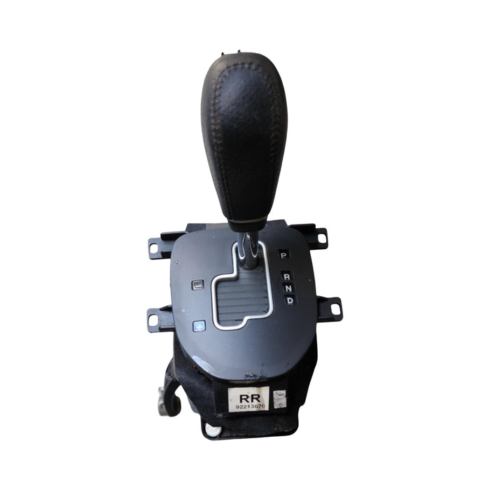 A246 - VE SERIES I HOLDEN CALAIS V - Gear Shifter - LEATHER V6 AUTO