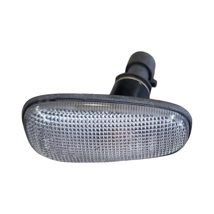 A268 - VZ HOLDEN CALAIS SEDAN - Guard Blinker GENUINE