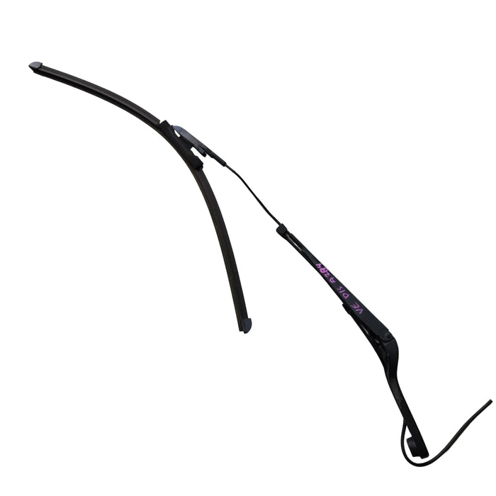 A284 - VE Holden Commodore Ute - Wiper Arm - DRIVER'S SIDE