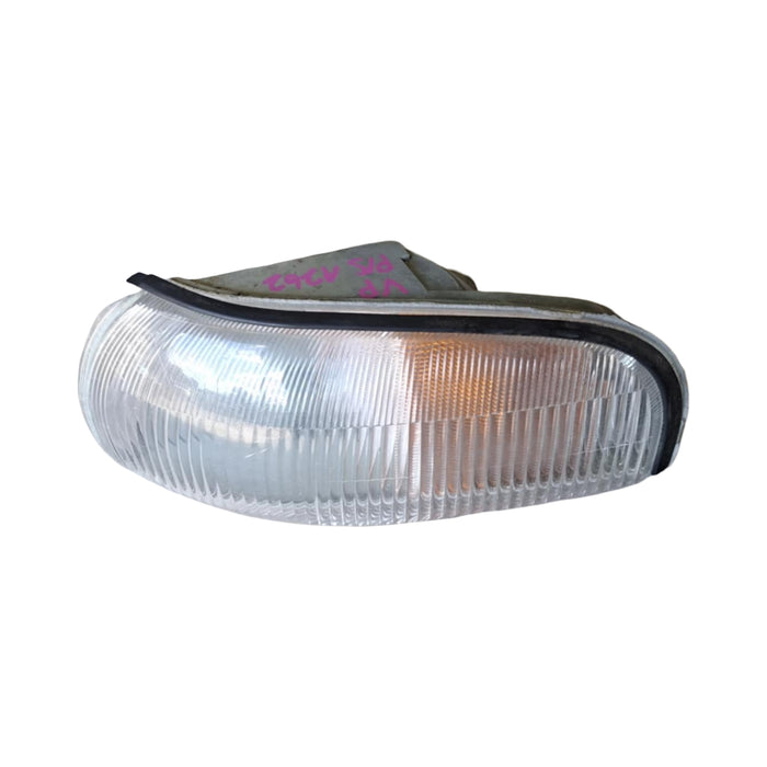 A262 - VP Holden Commodore Sedan - Blinker FRONT PASSENGER'S SIDE