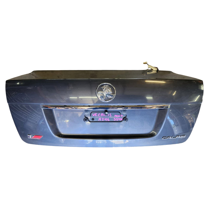 A246 - VE SERIES I HOLDEN CALAIS V SEDAN - Bootlid with Badges and Garnish - EVOKE MICA METALIC #354N