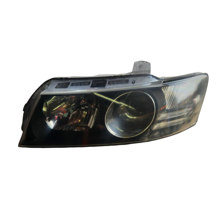 A268 - VZ HOLDEN CALAIS / SS - Headlight (PASSENGER'S SIDE0 GENUINE