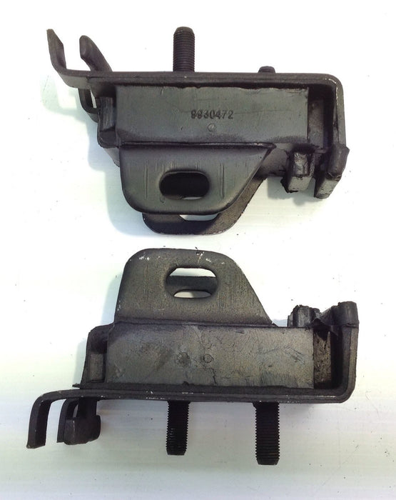 VN,VP,VG,VR,VQ - V8 - Engine Mounts - Passenger Side