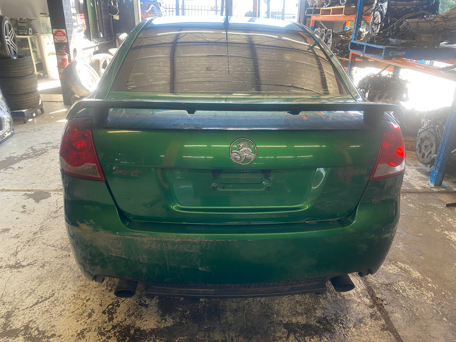 A026 - VE V6 AUTO SEDAN - Bootlid