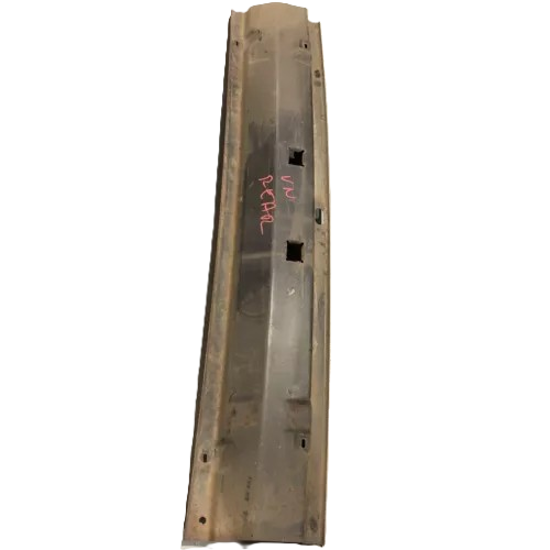VN,VG,VP,VQ - Rear Bar Rio