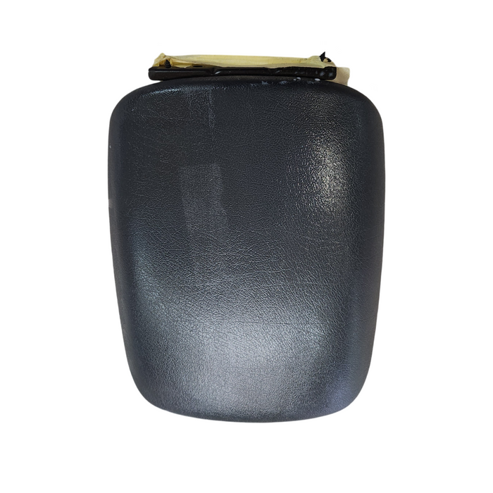 A136 - VX SEDAN - CENTRE CONSOLE LID