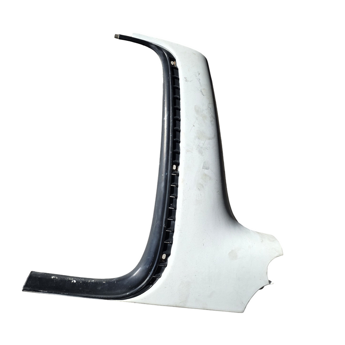 A160 - VS UTLITY - QTR Window Exterior Trim (PASSENGER'S)