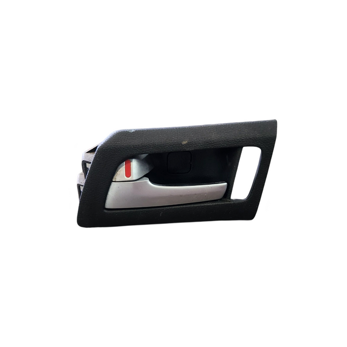 A211 - VE SV6 WAGON - Internal Door Handle Passenger's BACK