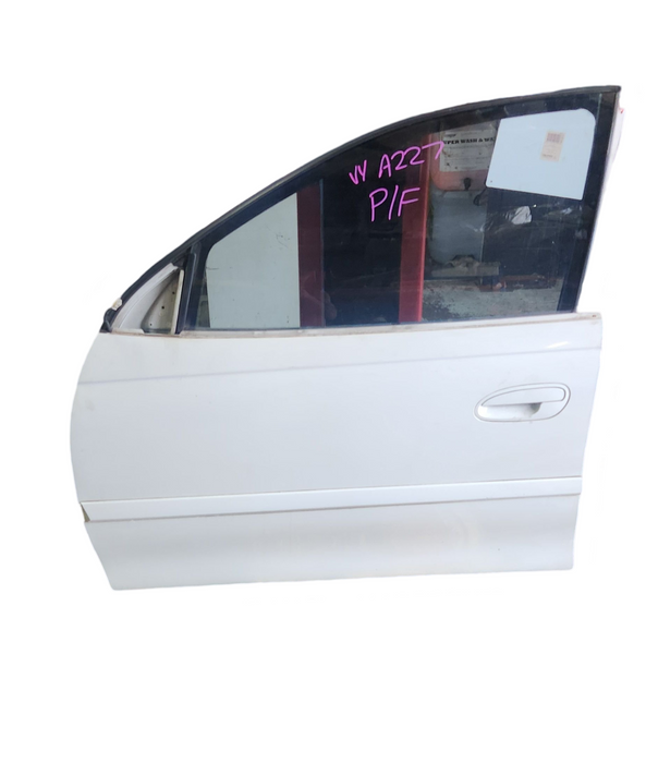 A227 - VY EQUIPE SEDAN - Passenger's Front Door