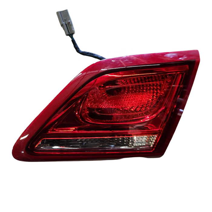 A232 - VF International - Driver's Bootlid Taillight