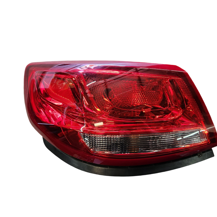 A232 - VF International - Passenger's Taillight